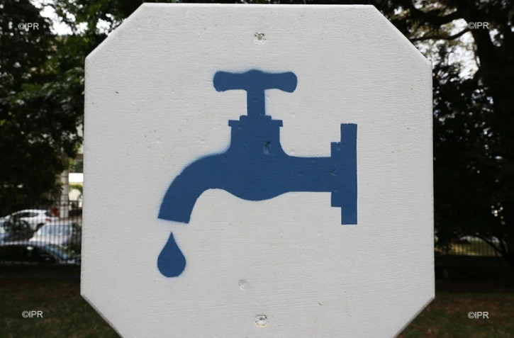 Eau 