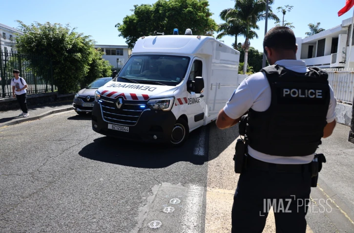 Alerte à la bombe à Saint-Denis
