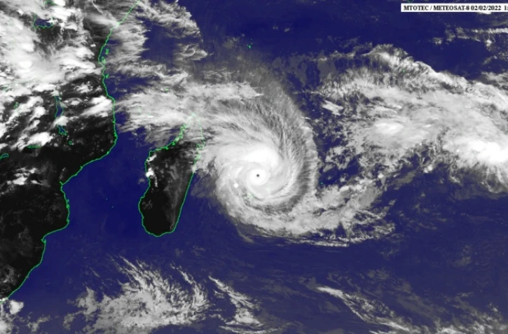 cyclone Batsirai houle côte est 2 février 2022