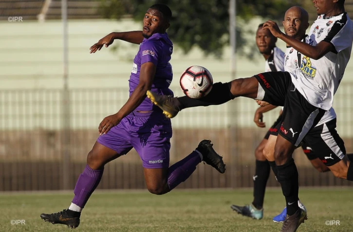 match saint-pierroise contre jeanne d'arc
