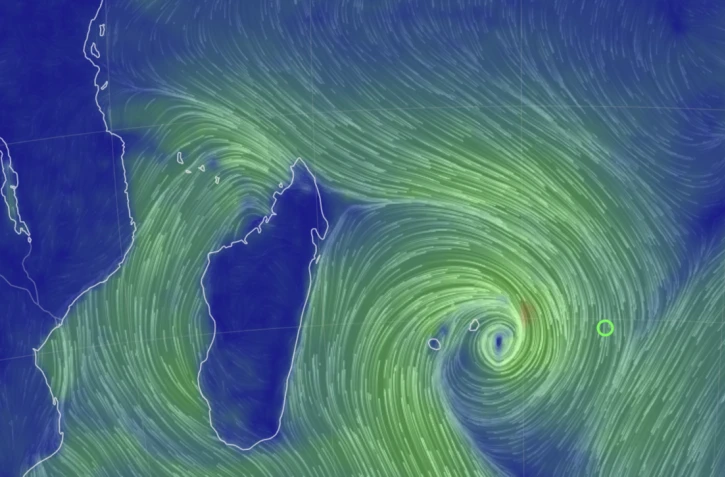 La tempête Candice s'éloigne et se trouve à 345 km de La Réunion