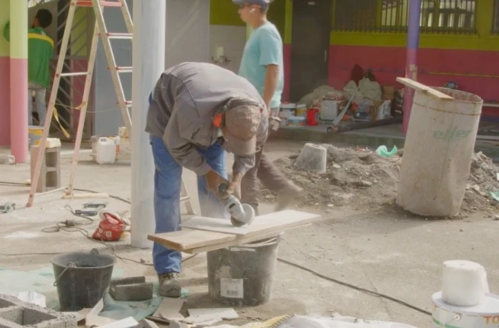Saint-Denis : des rénovations des blocs sanitaires dans les écoles pendant les vacances
