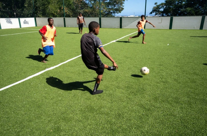 La Possession : tournoi de foot organisé à la maison de quartier Saint-Laurent