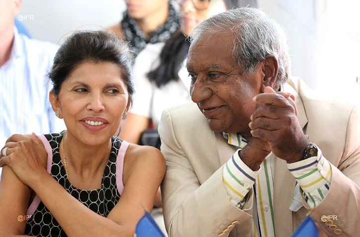 Jean Paul virapoullé et Nassimah Dindar