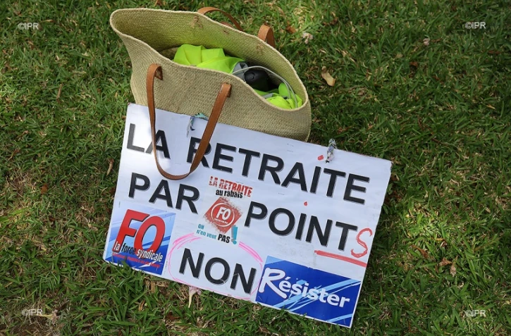 Rassemblement contre la réforme des retraites devant la CGSS de Saint-Denis le 16 janvier 2020