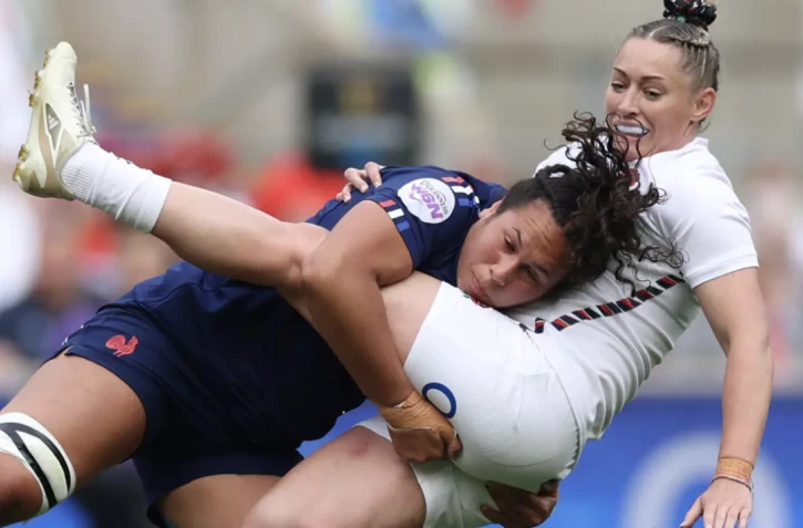  Natasha Hunt (droite) et Teani Feleu à Twickenham le 26 avril 2025. © Adrian Dennis, AFP 