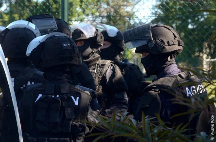 GIGN, intervention, Saline les Hauts, fusil, interpellation