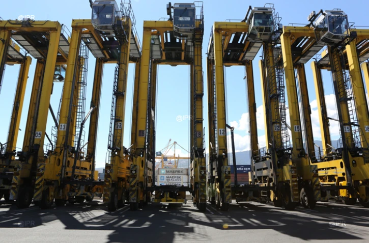 AG Dockers