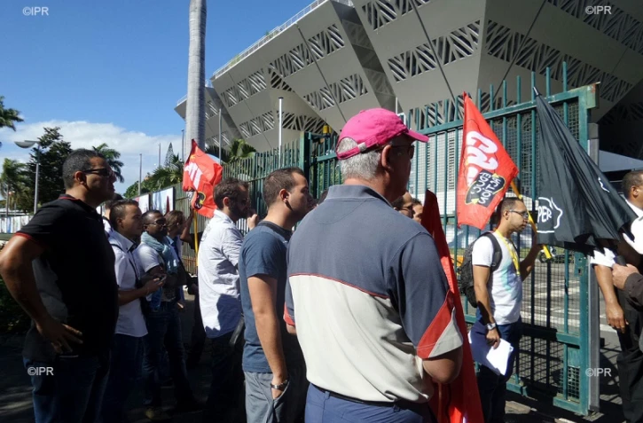 grève des assistants d\'éducation