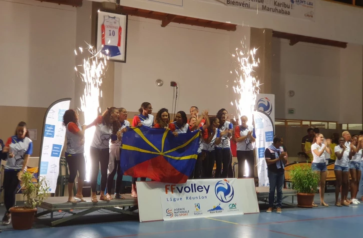 Saint-Denis doublement champion !