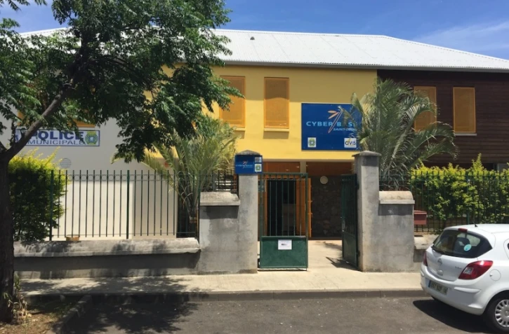 Nouvel espace cyberbase