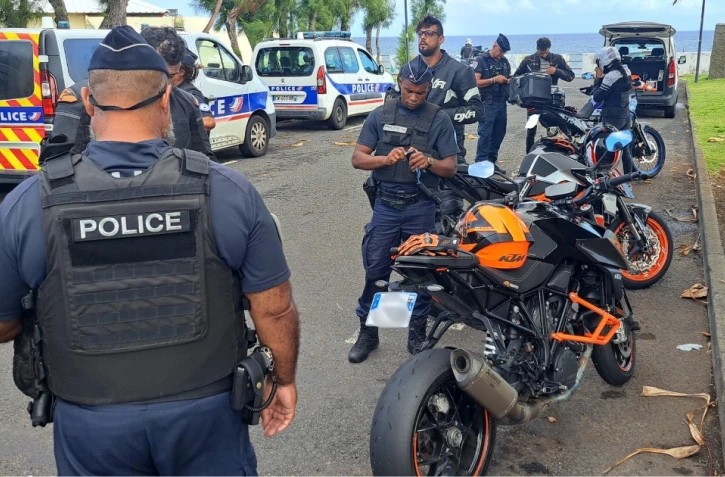 Saint-Denis : positif aux stupéfiants, en défaut de permis et d’assurance, un organisateur de sortie moto interpellé