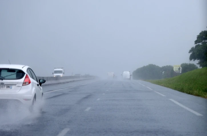 pluie route de l'est