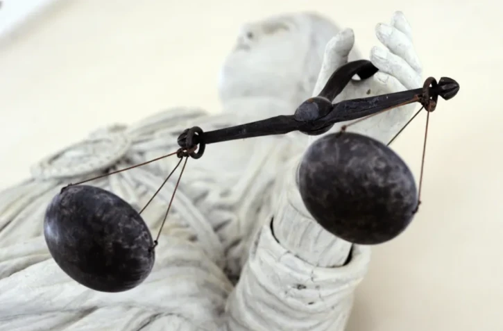  Au procès du maïeuticien accusé de viols à Montpellier, l’avocat général a réclamé une peine de quatorze ans de prison, saluant la « libération de la parole » des patientes. Damien MEYER, - / AFP/Archives