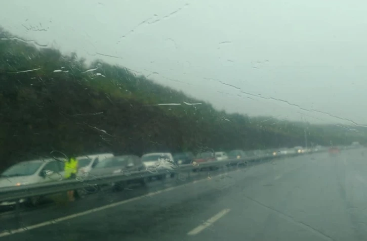 Carambolage route des tamarins