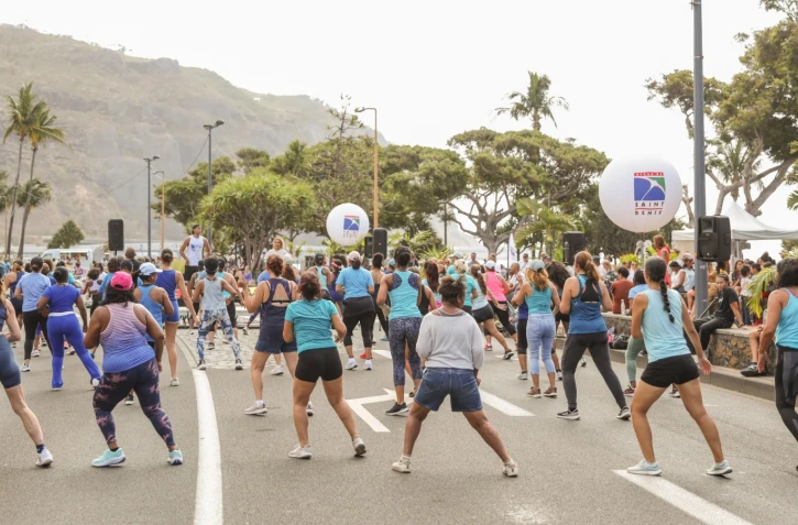 Saint-Denis : ambiance festive pour la 7e édition de Dimanche à bARACHOIS