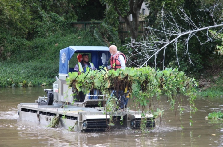 Nettoyage rivière de Sainte-Suzanne