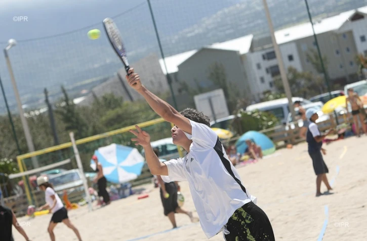 beach tennis 