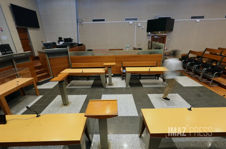 salle de la cour assises , tribunal 