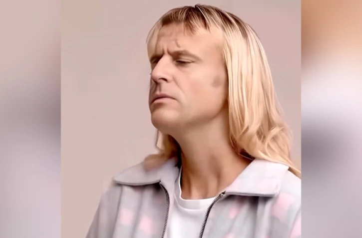 "Bien joué, ça m’a plutôt fait rire" : Macron s’amuse des vidéos parodiques pour promouvoir le sommet de l’IA [?]