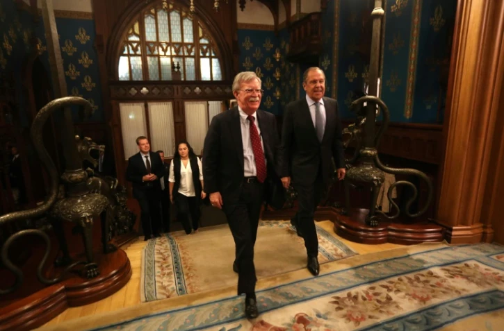 John Bolton, conseiller de Donald Trump à la Sécurité nationale, rencontre le ministre russe des Affaires étrangères, Sergei Lavrov, le 22 octobre à Moscou.