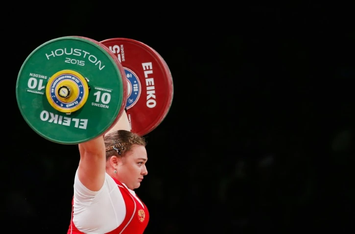 La Russe Tatiana Kashirina, aux championnats du monde d'haltérophilie 2015, à Houston, aux Etats-Unis, le 28 novembre