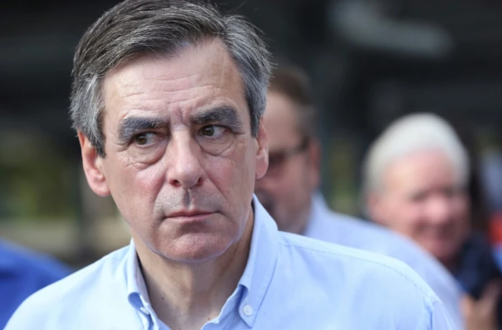 François Fillon lors de sa visite à Etang Salé le 11 février 2017 à La Réunion 