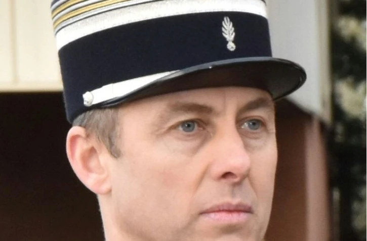 Photo prise en 2018 fournie par la gendarmerie nationale, de l'officier gendarme Arnaud Beltrame mort le 24 mars 2018 dans le cadre des attaques de Carcassonne et Trèbes