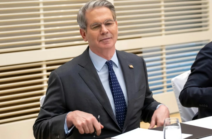 Le secrétaire américain au Trésor Scott Bessent avant des discussions sur le commerce avec le vice-premier ministre chinois He Lifeng, à Genève, le 9 mai 2025