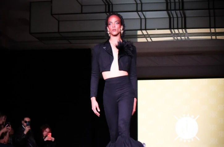 Mode : la Réunionnnaise Naomis Joseph, nommée meilleure mannequin 2026 au Festival des Jeunes Créat