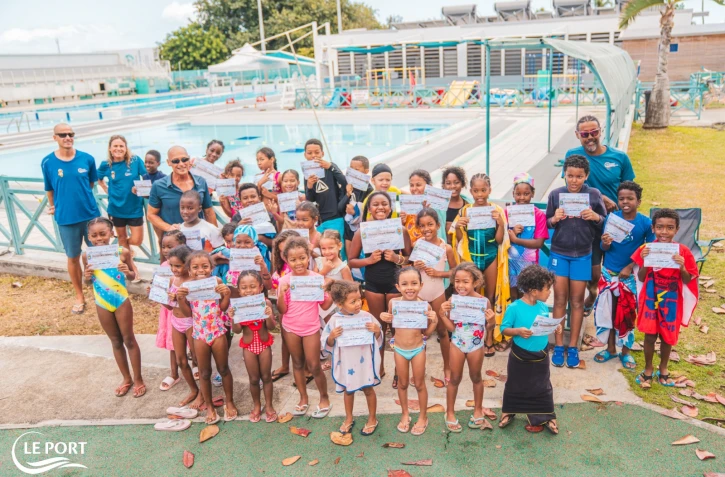 Apprendre à nager au Port