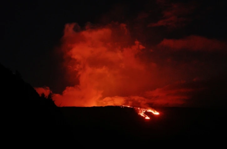 Eruption mai 2015 au Tremblet