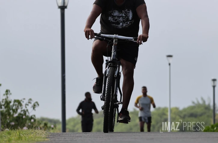 vélo bord de mer saint-denis 