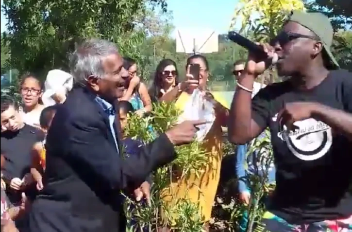 DJ Sebb et Black T font danser Joseph Sinimalé