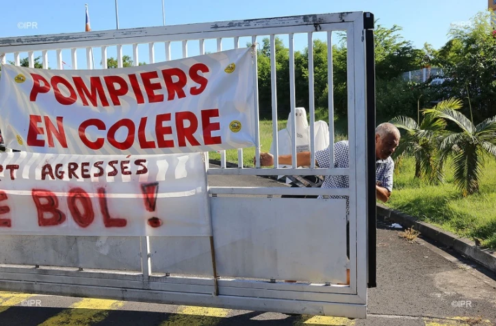 Pompiers du Port en grève