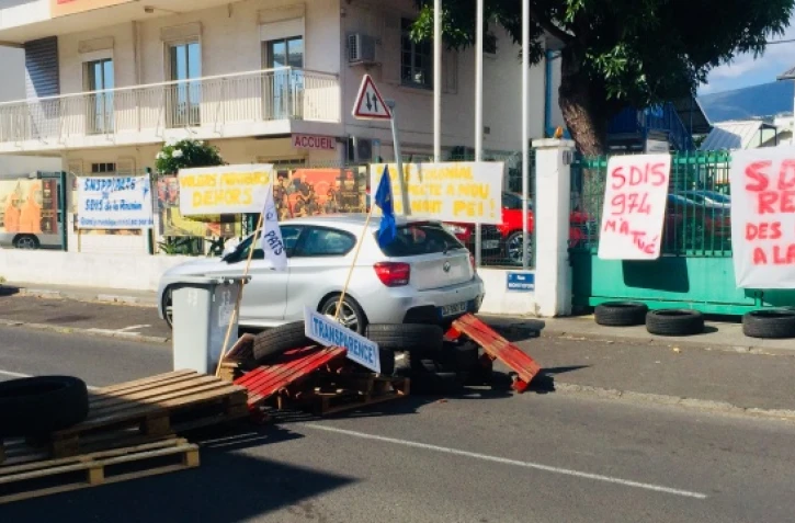 SDIS, sapeurs-pompiers, grève, blocage, route barrée