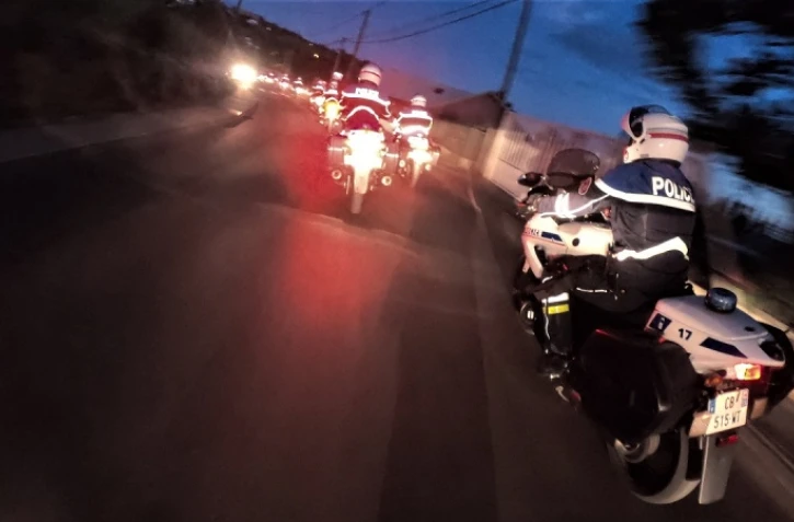 Contrôles routiers police saint denis saint pierre 4 décembre 2020