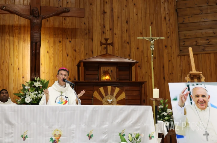 messe hommage au pape Francois 