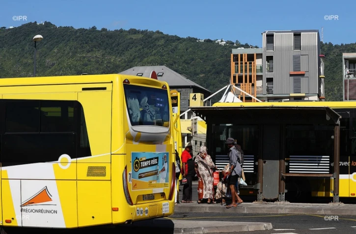 Car Jaune 