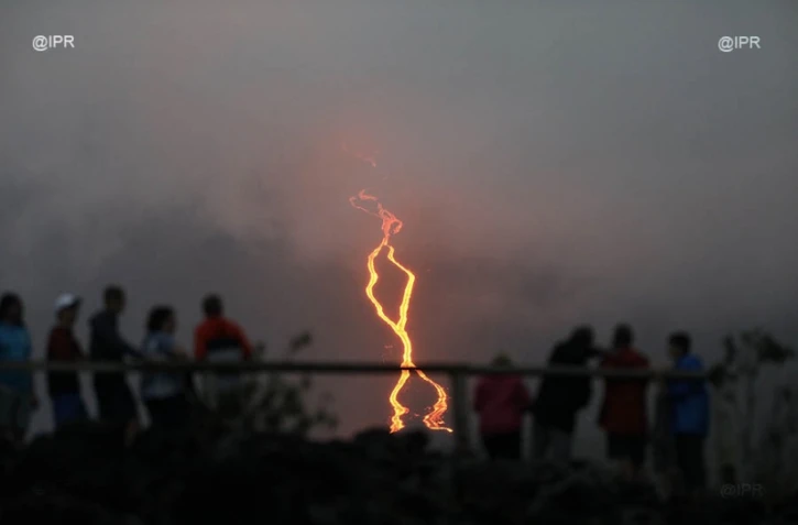 Piton de la Fournaise, éruption, volcan, 13 août 2019, route des laves, RN2