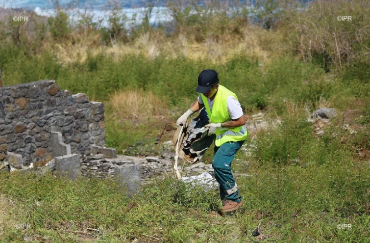ramassage de dépôt d'ordure