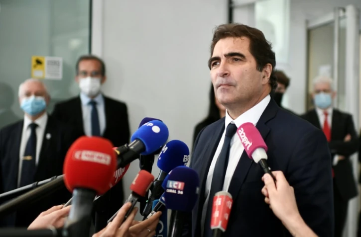 Le président des Républicains (LR) Christian Jacob fait une déclaration à la presse après une réunion du comité stratégique du parti, le 4 mai 2021 à Paris