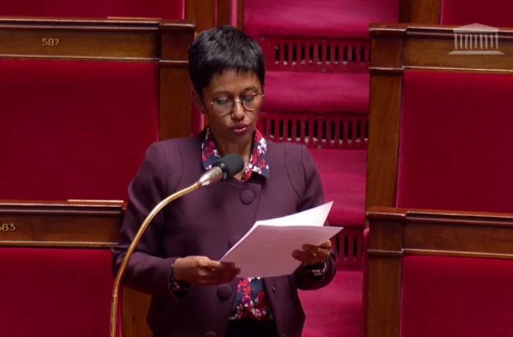 Délais des actes relatifs au registre du commerce et des société à La Réunion