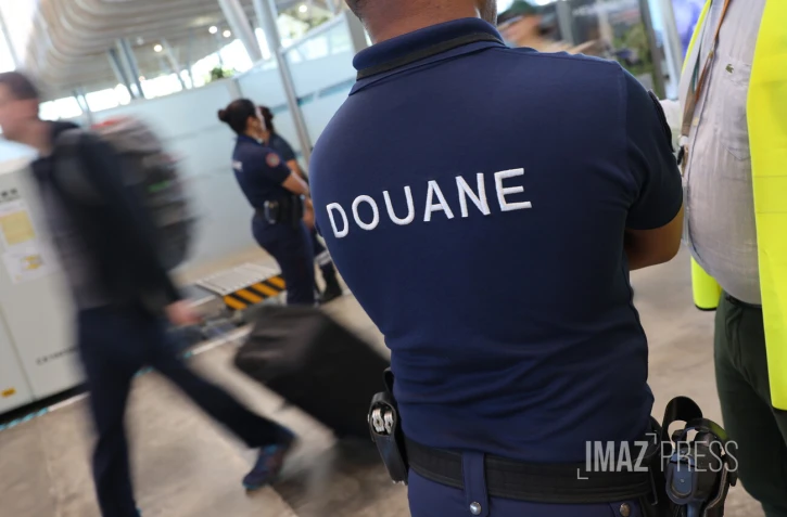 Douane Gillot 