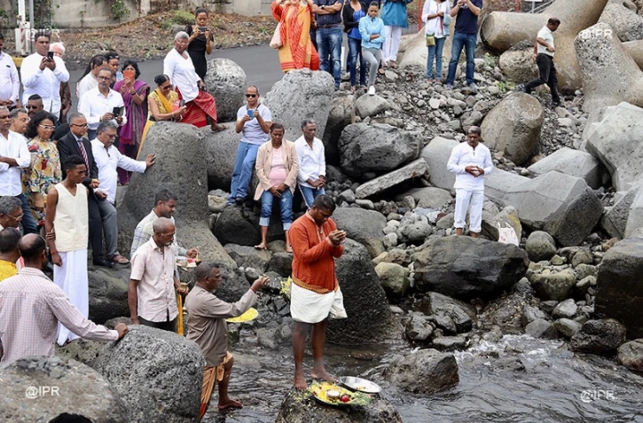 Cérémonie en mémoire des ancêtres engagés de La Réunion