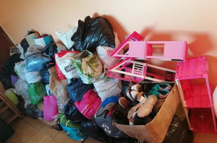 Collecte de l'association Femmes 974 : appel aux bénévoles pour trier les sacs 