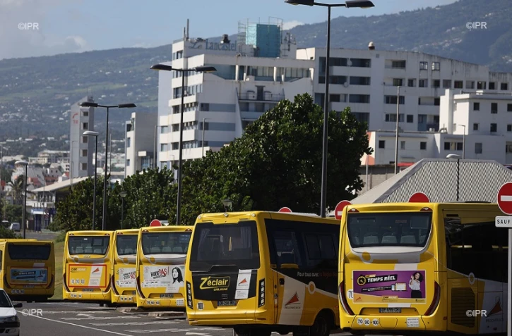 Car Jaune 