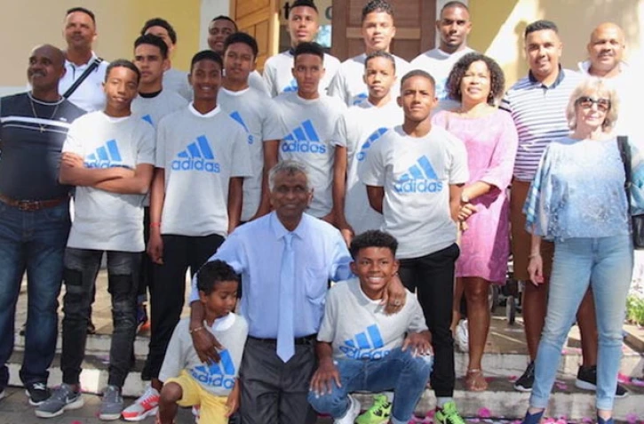 De jeunes beach soccer saint-paulois s'envolent pour Maurice