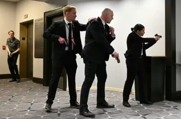 Tirs au Gala de la presse