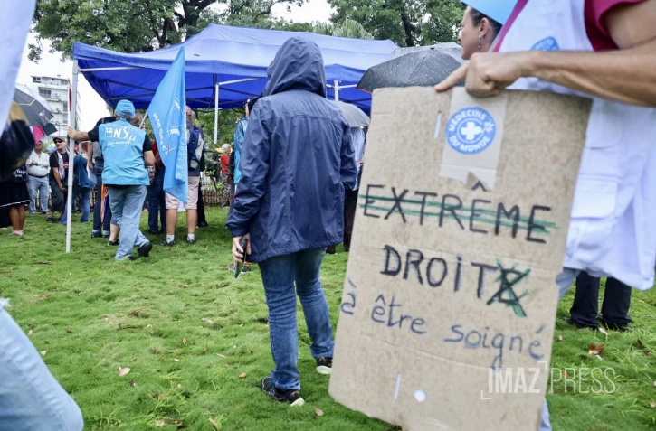 Face à l'extrême droite, faible mobilisation à Saint-Denis et surtout beaucoup de pluie [?]